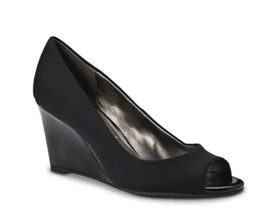 Bandolino Tufflove 2 Wedge Pump In Black