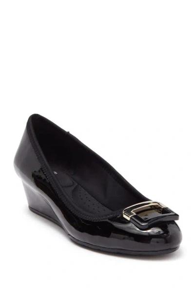 Bandolino Wedge Pump In Black Patent