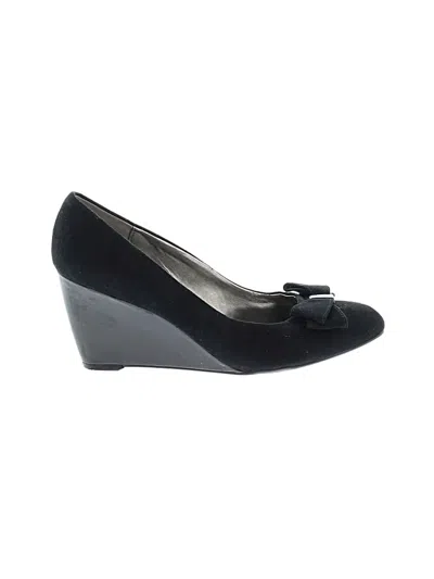 Pre-owned Bandolino Wedges In Black