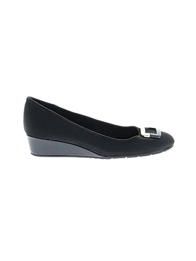 Pre-owned Bandolino Wedges In Black