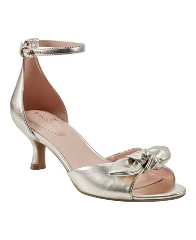 BANDOLINO WOMEN'S ANDORA BOW KITTEN HEEL SANDALS