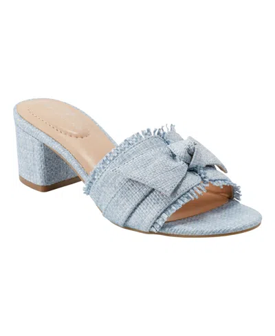 BANDOLINO WOMEN'S ARDEN RAFFIA KNOTTED BOW BLOCK HEEL SANDALS