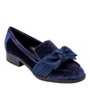 Bandolino Bow Loafer In Navy Velvet