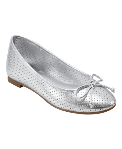 Bandolino Women's Paprika Casual Bow Detail Ballet Flats In Silver - Faux Leather - Polyurethane