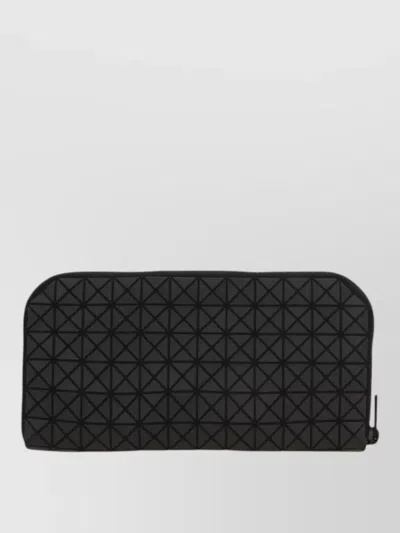 Bao Bao Issey Miyake Leather Wallet Geometric Pattern Textured Surface In Black