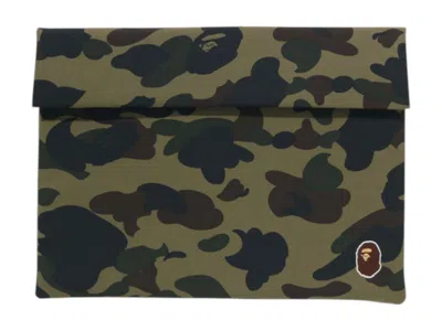 Pre-owned Bape 1st Camo 15 Inch Pc Case In Green