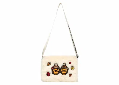 Pre-owned Bape Baby Milo Fur Mini Cross Bag In Ivory