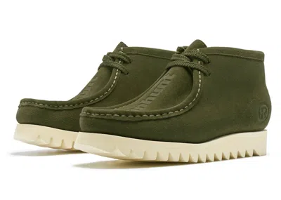 Pre-owned Bape Men's A Bathing Ape  Manhunt (2023) Sneakers In Olive Darb/white