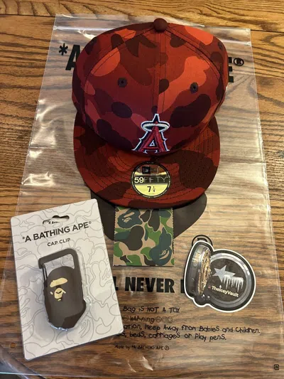 Pre-owned Bape X Mlb Red Camo Laa Fitted Hat 7 1/4
