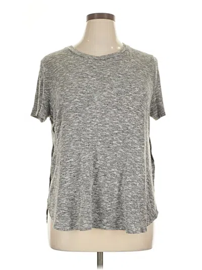Pre-owned Bar Iii Active T-shirt In Gray