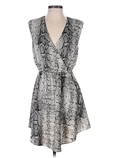 Pre-owned Bar Iii Casual Dress In Gray