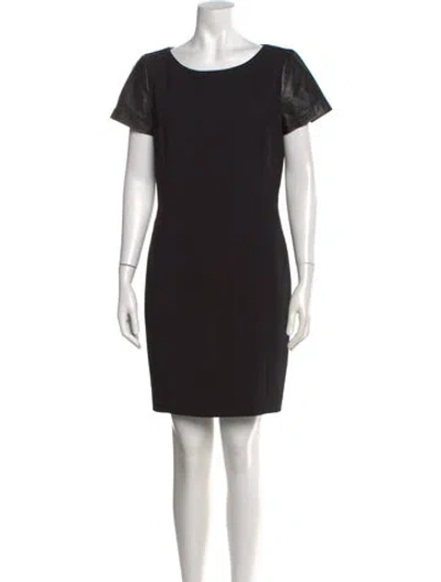 Pre-owned Barbara Bui Crew Neck Knee-length Dress In Black