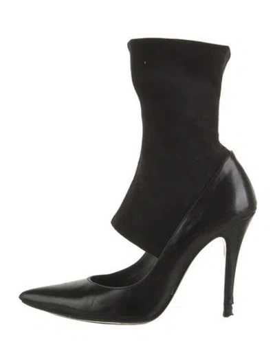 Pre-owned Barbara Bui Leather Cutout Accent Pumps In Black