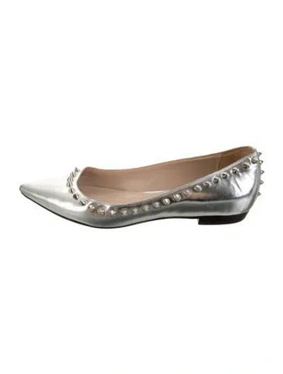 Pre-owned Barbara Bui Leather Studded Accents Flats In Metallic/silver