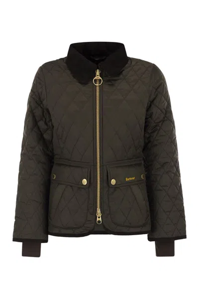 Barbour Beadnell Fitted Quilted Jacket In Black