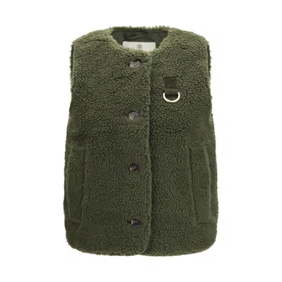 Barbour Bicolor Recycled Polyester Sleeveless Jacket In Green