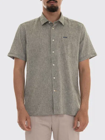 Barbour シャツ メンズ カラー グリーン In Brown