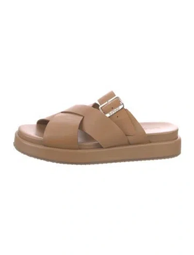 Pre-owned Barbour Leather Slides In Neutrals