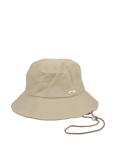 Barbour Logo-plaque Drawstring Bucket Hat In Neutral