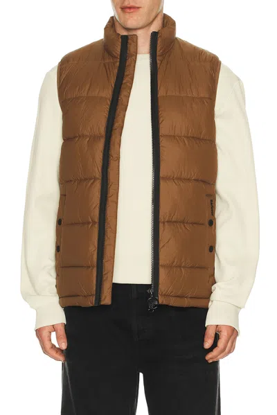 Barbour Offshore Zip-up Padded Gilet In Brown