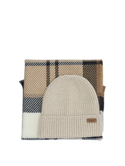 BARBOUR BARBOUR "PENDLE" BEANIE AND "BLAIR" SCARF SET.