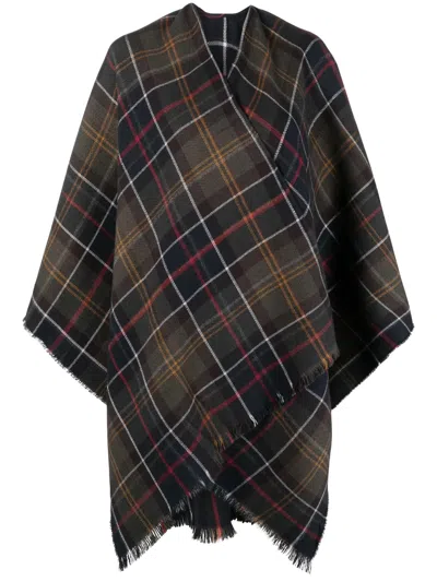 Barbour Scottish Montieth Poncho In Green