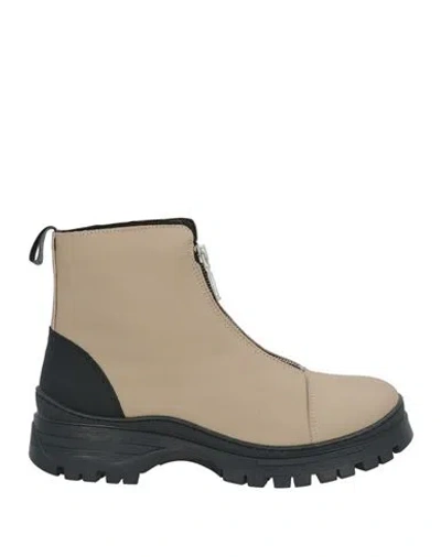 Barbour Woman Ankle Boots Beige Size 8 Leather