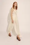 Bardot Alira Soft Balloon Pant In Soft Beige