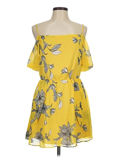 Pre-owned Bardot Casual Dress In Yellow