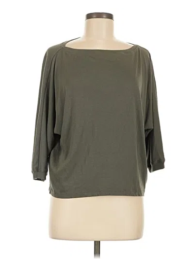 Pre-owned Barefoot Dreams 3/4 Sleeve T-shirt In Green