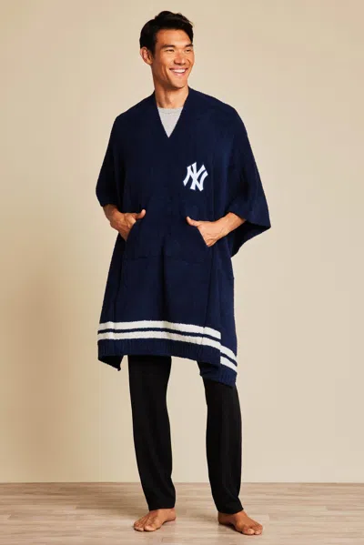 Barefoot Dreams Cozychic® New York Yankees™ 3 In 1 Poncho In Yankees Multi