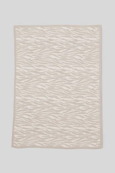 Barefoot Dreams Cozychic® Tiger Print Blanket In Brown