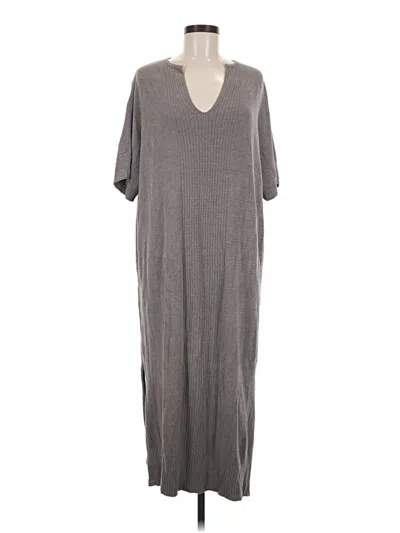 Pre-owned Barefoot Dreams Poncho In Gray