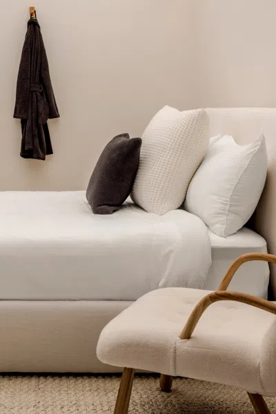 Barefoot Dreams Washed Bamboo Sheet Set In White