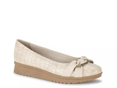 Baretraps Aurora Wedge Slipon In Neutral