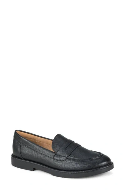 Baretraps Calli Croc Embossed Faux Leather Loafer In Black