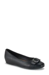 Baretraps Colette Flat In Black