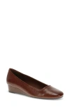 Baretraps Covette Womens Faux Leather Slip-on Ballet Flats In Mahogany