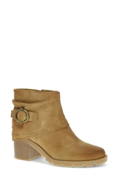 Baretraps Deborah Block Heel Bootie In Neutral