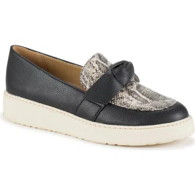 Baretraps Ferdana Moc Toe Slip-on Loafer In Black