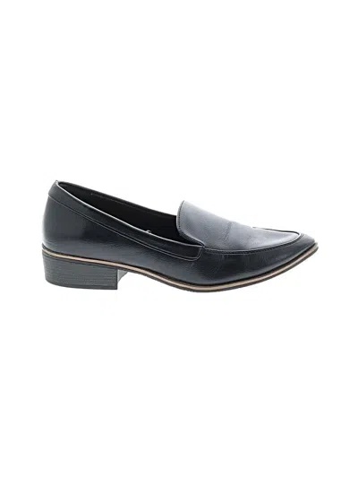 Pre-owned Baretraps Flats In Black