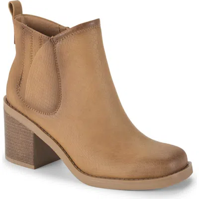 Baretraps Maria Chelsea Boot In Brown