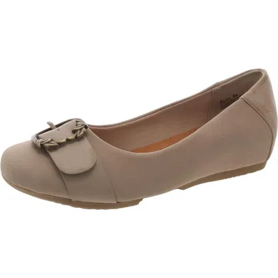 Baretraps Milady Womens Faux Leather Metallic Ballet Flats In White