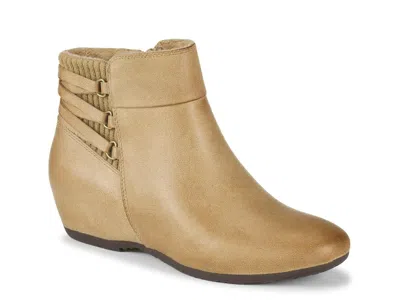 Baretraps Payten Wedge Bootie In Nude