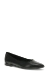 Baretraps Women's Tania Casual Flats In Black