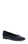 Baretraps Women's Tania Casual Flats In Dark Navy
