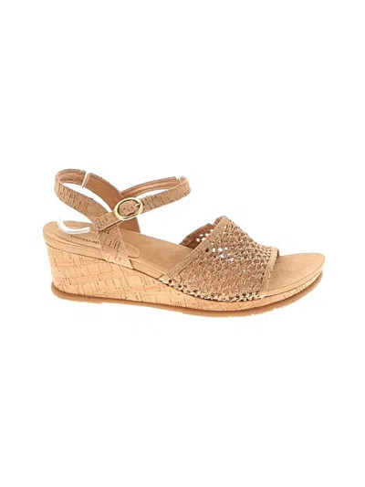 Pre-owned Baretraps Wedges In Tan