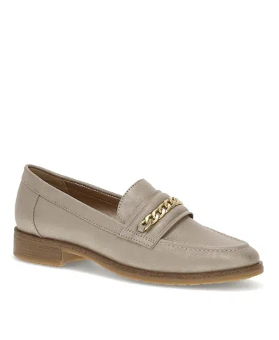 Baretraps Women's Emmie Loafer In Champagne