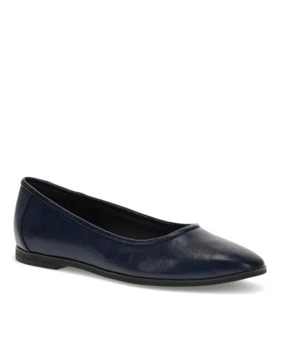 Baretraps Women's Tania Casual Flats In Dark Navy