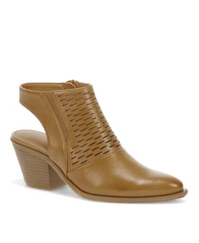 Baretraps Women's Yangley Block Heel Booties In Light Almond